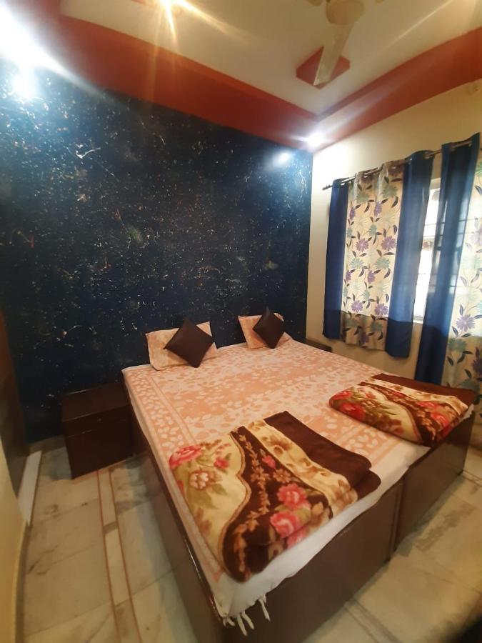 Friends Guest House & Hostel Agra  Esterno foto
