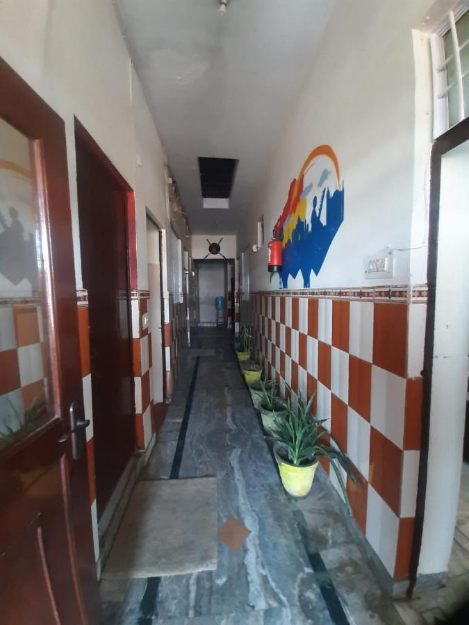 Friends Guest House & Hostel Agra  Esterno foto
