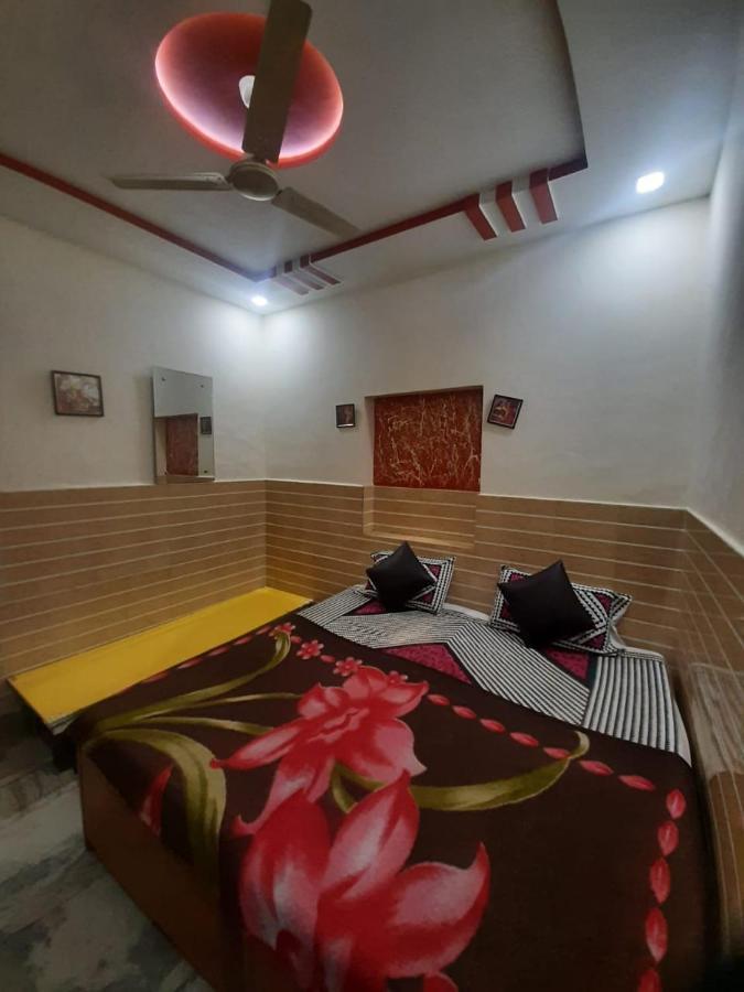 Friends Guest House & Hostel Agra  Esterno foto
