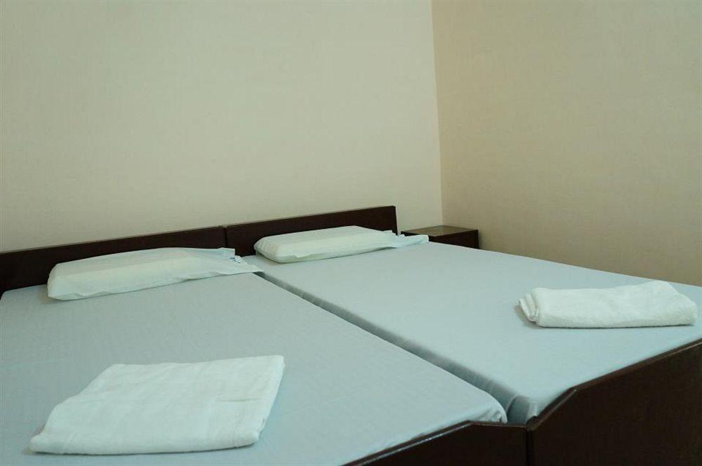Friends Guest House & Hostel Agra  Esterno foto