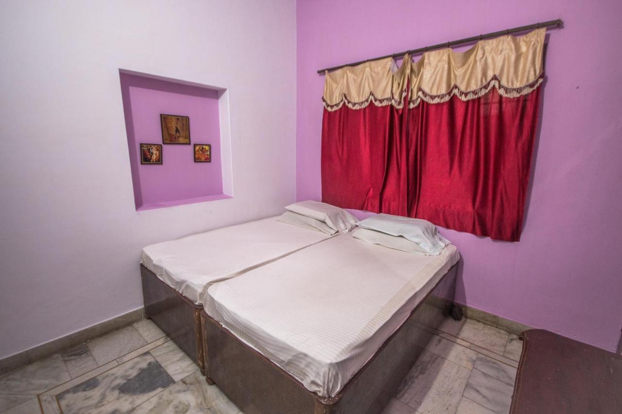 Friends Guest House & Hostel Agra  Esterno foto