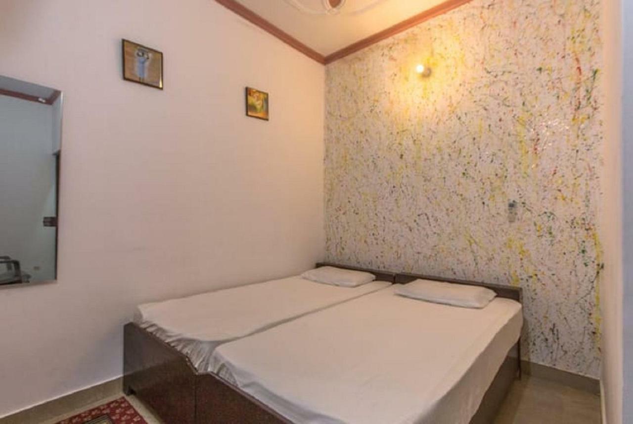 Friends Guest House & Hostel Agra  Esterno foto