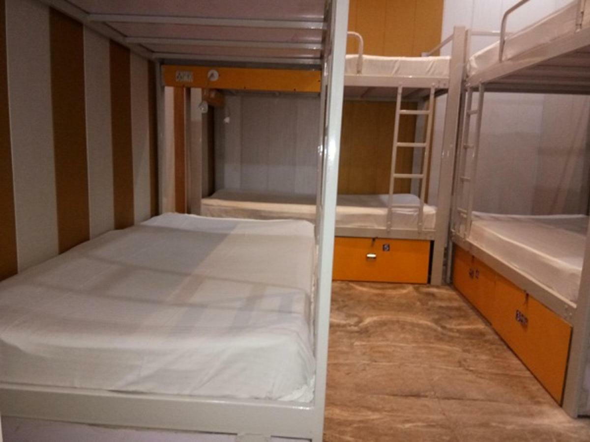 Friends Guest House & Hostel Agra  Esterno foto