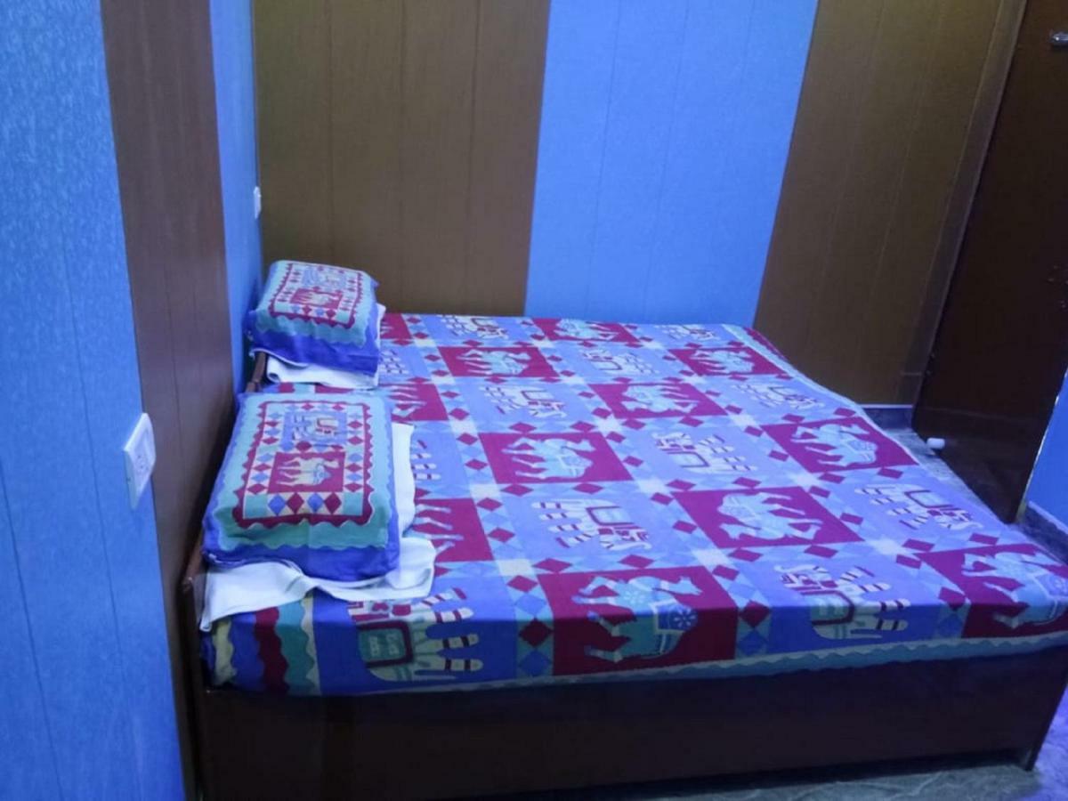 Friends Guest House & Hostel Agra  Esterno foto